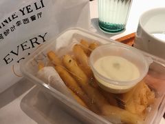 -阿妮叶李(光谷世界城店)