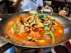 -富正毅三下锅·湘西韵味(天门山索道店)
