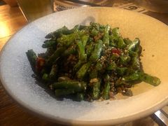 -爱啤精酿·民谣酒馆(滨江店)