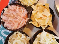 -厂花素芬九宫格火锅(红光店)