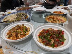 -梁家大院•农家菜(昆山会展中心店)