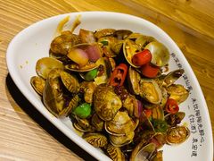 -胡桐里音乐酒馆(孝南店)