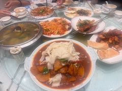 -马尔龙新疆饭店·清真(瑞景店)