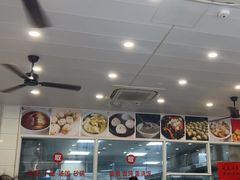 -老西白点心店