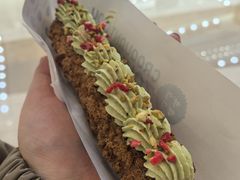 莓莓开心果泡芙-ZAKUZAKU(中大国际高新店)