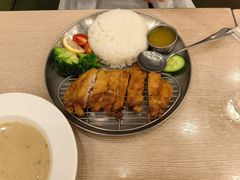 -佰搭果·广式茶餐厅(西华路店)