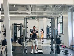 -乐刻运动(闵行永德路地铁站店)