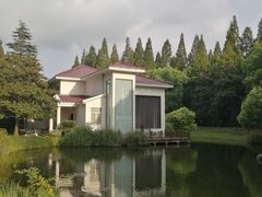 -上海怡沁园度假酒店