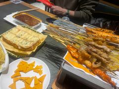 -三兄弟灰太狼烧烤.龙虾烤鱼(上海交大店)