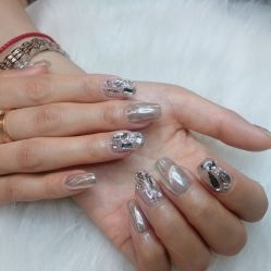 -手牵手美甲