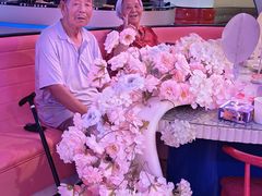 -巴特餐饮6加1音乐餐吧·新疆菜