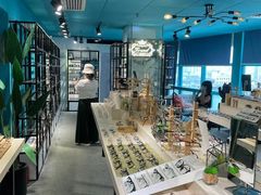 -Trend1881视光·蔡司视觉(领展广场店)