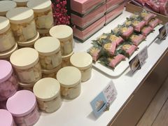 -好利来(乐堤港店)