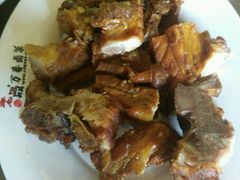 -老鼎万春卤菜(鹭湖宫8区店)