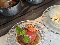 -弦月窗LUNETTE BY AMANDA(复兴路店)