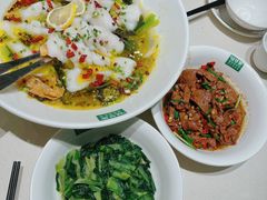 -绿草地·湘菜(7mall店)