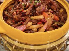 -多嘴超级肉蟹煲(欧亚卖场店)
