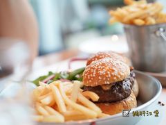 -The BREW·酿餐厅(浦东嘉里大酒店)