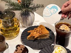 -潮一不贰·法式甜品·生日蛋糕·西式简餐(外滩店)