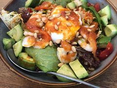 牛油果沙拉-RAC BAR(安福路店)