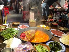 -萍姐火锅·公路夜市(武汉首店)