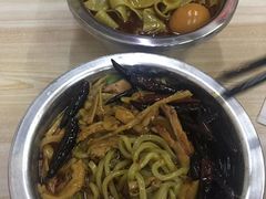 -鹍记特色牛杂面