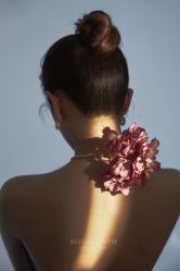 -挪娅婚纱摄影皇家会所