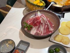 -喃喃椰·糟粕醋·椰子鸡火锅(七堡花园店)