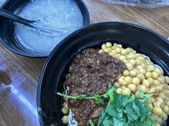 -耙豌豆重庆小面