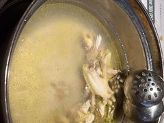 -三个椰子·现砍椰子鸡(金源CBD店)