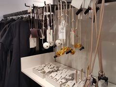 实物图-COS(月星环球港店)