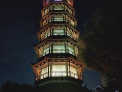 -绳金塔