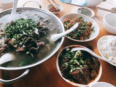-小杨翘脚牛肉
