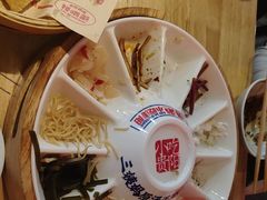 -怪噜范·老贵阳街头名小吃(汇金星力城店)