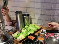 -青瓦炭韩潮烤肉(花园道店)