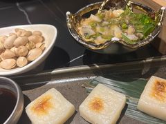 -山川小町·极番烧肉(新地假日广场店)