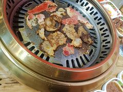 -汉江山料理级自助烤肉黑金冠(周口好吃城店)