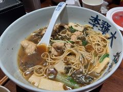 -李犟大爆鳝面·手工蟹黄包(湖滨西湖店)