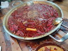 -老街·稳拈老火锅(海椒市店)