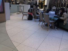 -奈雪的茶(亨特国际广场店)