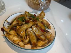 -嗨辣小聚·盘锦河蟹·海鲜烧烤龙虾(盘锦十年好店)