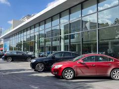 -上海宝信宝马4S店