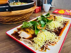 -有红鸡毛店·川菜(建设路店)