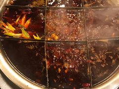 -邓莽子老火锅(中兴路总店)