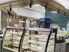 -金马门国际美食百汇(珞喻路店)