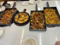 -老东镇啤酒屋海鲜加工·蒸汽海鲜·海鲜烧烤(台东店)