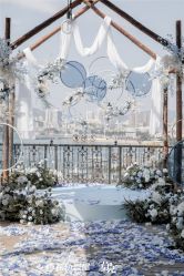 -花轿喜屋婚礼策划