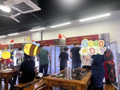 大堂-灌县老妈砂锅串串香(万科红生活广场店)