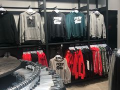 -PUMA品牌自营折扣店(武汉永旺梦乐城店)
