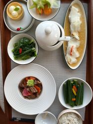-馨月汇·一悦馨香月子中心(前滩店)